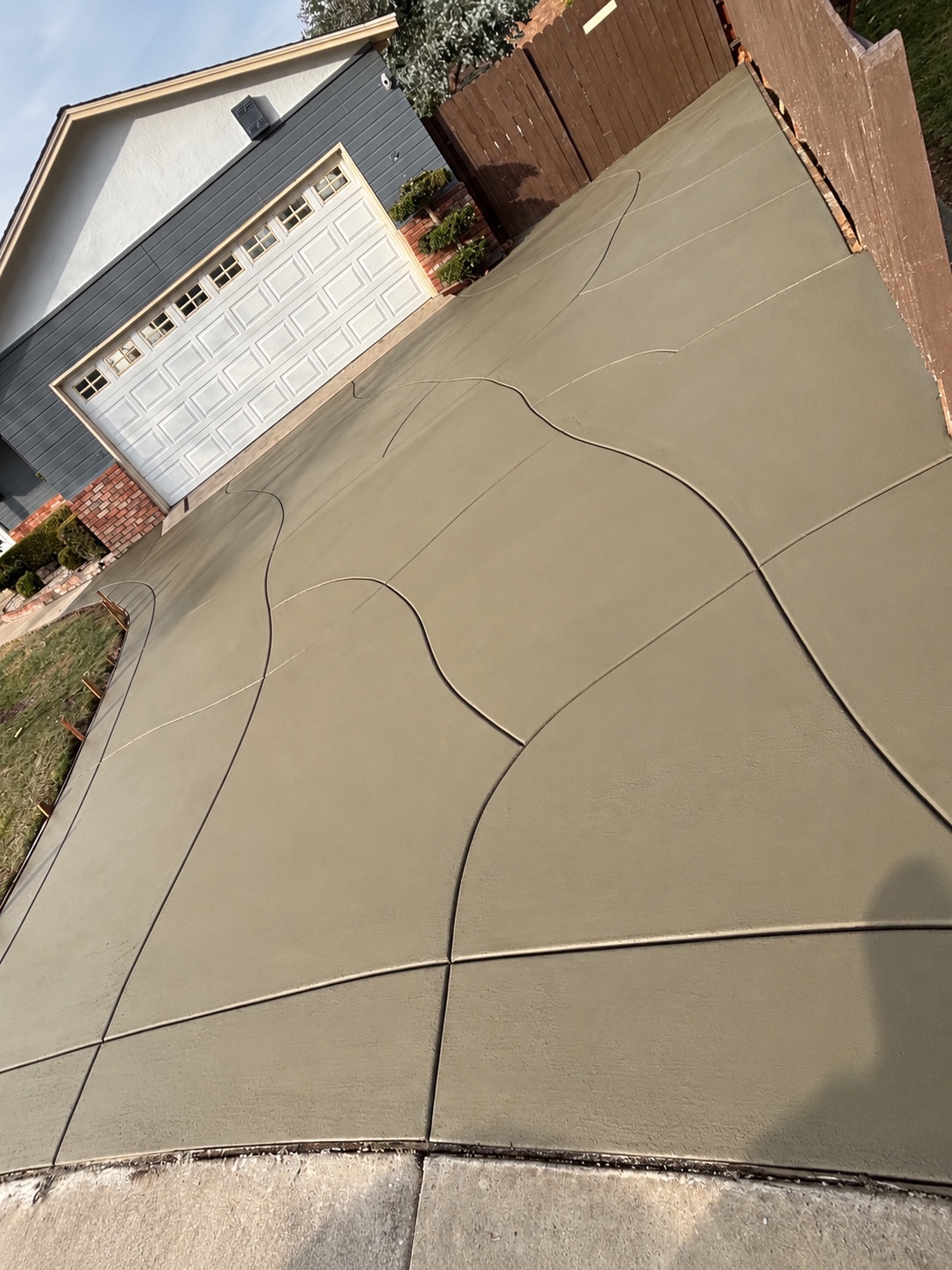Concrete driveway with curved joints